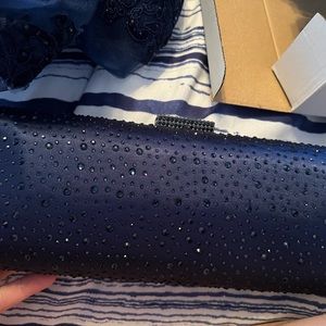 Navy Clutch